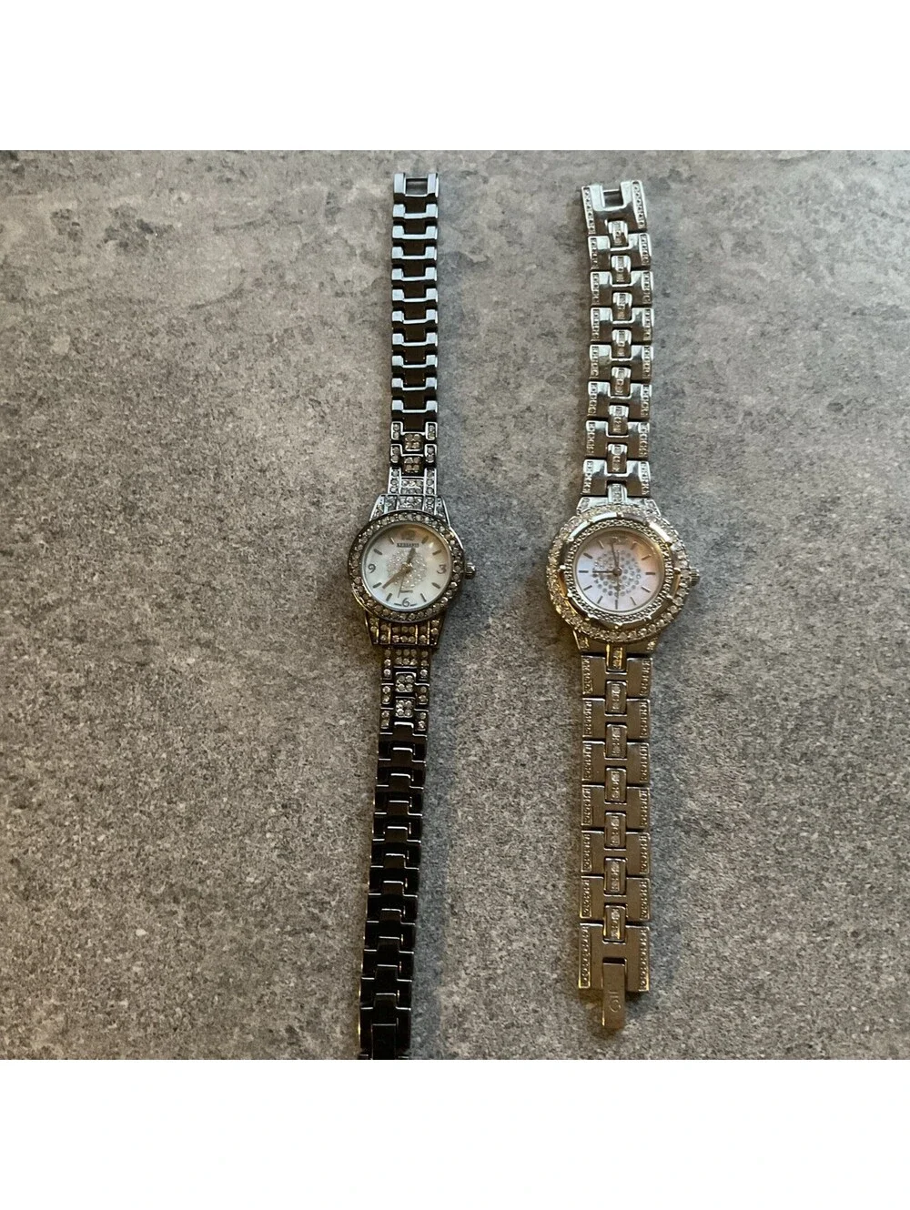 Beautiful Pair Of Vintage Womens Watches Both Watches Run Great A2